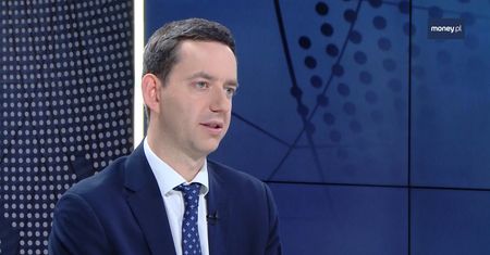 Płaca minimalna w górę. Wiceminister: udaje nam się utrzymać balans