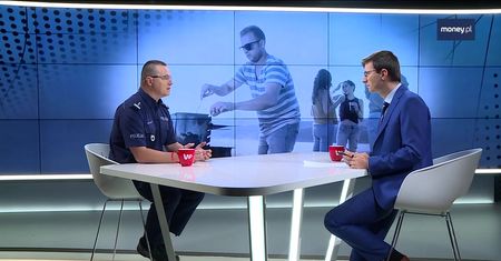 Mandat to nie wszystko. Policjant ostrzega osoby spędzające urlop na wodzie