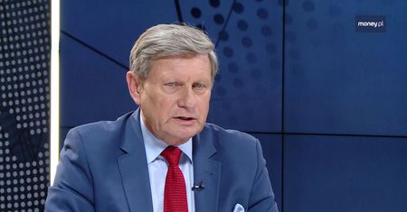 Płaca minimalna do góry. "Po takim ruchu na Węgrzech 10 proc. straciło pracę"