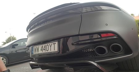 Posłuchaj, jak brzmi nowy Astron Martin DBS Superleggera