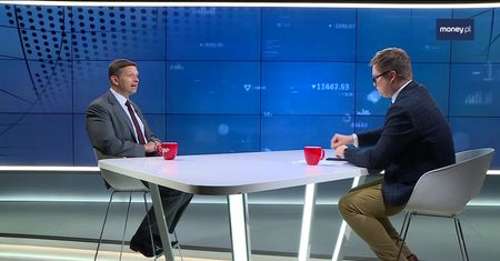Obniżka PIT. "To pomysł przedwyborczy, termin wprowadzenia nie jest przypadkowy"
