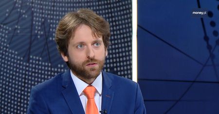 500+ i podniesienie płacy minimalnej. Ekspert: "łatwiej będzie kupić mieszkanie"