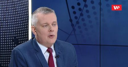 "Pełzająca rekonstrukcja rządu". Tomasz Siemoniak wymienia nazwiska