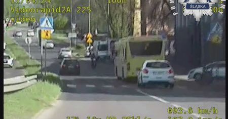 6,5 tys. zł i 30 punktów karnych. Kierowca z Sosnowca sobie zasłużył