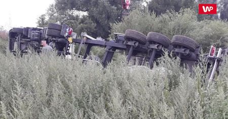 Nieodpowiednie postępowanie z odpadami. Mężczyzna wpadł na gorącym uczynku