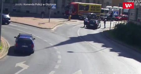 Groźne potrącenie w Olsztynie. Policja publikuje nagranie ku przestrodze