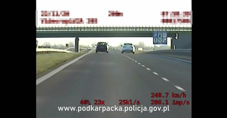 Pijany jechał 248 km/h. Policjanci z grupy Speed zapobiegli tragedii