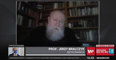 Prof. Bralczyk o przekleństwach na Strajku Kobiet. "Rozumiem emocje, ale..."