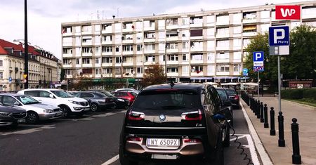 Dzień z BMW i3s, czyli czy auto elektryczne ma sens, jeśli mieszka się w bloku?