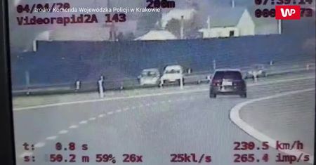 Pirat na autostradzie. Wykorzystał pustą drogę