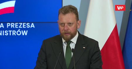 Koronawirus elementem gry politycznej? Minister zdrowia Łukasz Szumowski o "fake newsach"