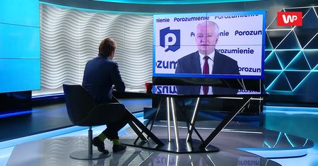 Zakład dziennikarza WP z Jarosławem Gowinem. "Przesyłka dotarła"