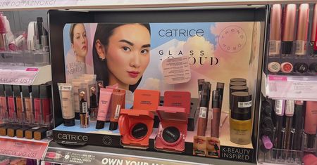 Marka Catrice pokazała nowości. To inspiracja koreańskim makijażem