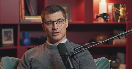 Mówi, jak się wyspać. "Uwzględnić, czy jesteśmy sową, czy skowronkiem"