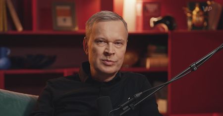 Takich dziewczynek jest więcej, niż myślimy. Oto jak maskują objawy