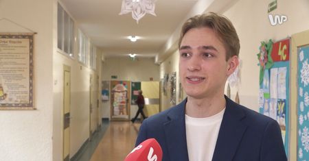 "Powinna podać się do dymisji". Uczeń ocenił Barbarę Nowacką