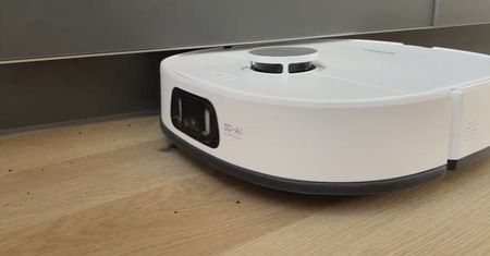 Eureka J15 Pro Ultra - jak wypada tani robot sprzątający?