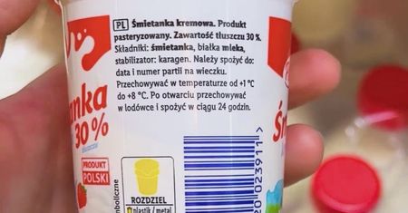 Zanim kupisz nabiał, zwróć uwagę na te rzeczy. To znalazła w śmietanie