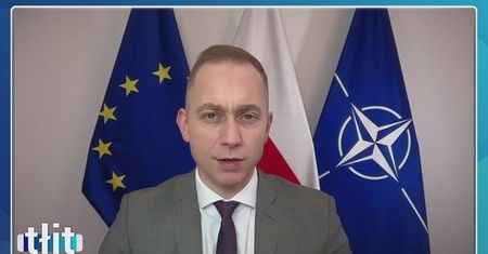 Tłit - Cezary Tomczyk