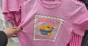 Polują na te T-shirty z Pepco. Kosztują tylko 20 zł