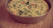 Omlet z dodatkami. Pyszna konkurencja dla jajecznicy