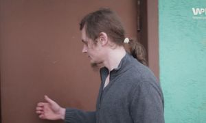 Michał, król mebli z Sulęcina, otrzymuje wyjątkową wróżbę od romskiej nestorki