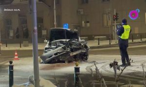 Roztrzaskane auta. Groźny incydent w Warszawie. Mamy nagranie