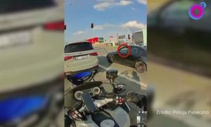 Kierowca BMW nie wiedział, kto jedzie obok. Wszystko się nagrało