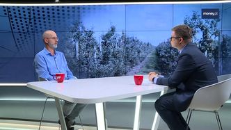 Polskiemu rolnikowi wiatr w oczy. "Wiecznie się martwi, pogody nie przewidzi"