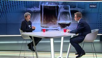 Janusz Palikot zebrał 4 mln na produkcję wódki. "Alkohol rzemieślniczy kontra przemysłowy"