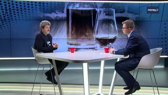 Janusz Palikot zebrał 4 mln na produkcję wódki. "Alkohol rzemieślniczy kontra przemysłowy"