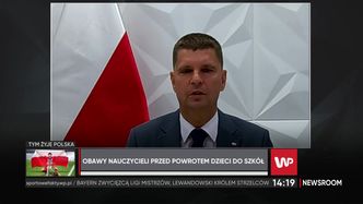 Dyrektorzy podsuwają nauczycielom kwity. Minister reaguje