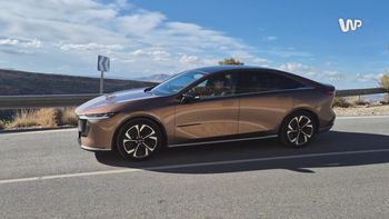 Wideo: nowa Mazda 6e z bliska. Przy projekcie pomógł chiński partner