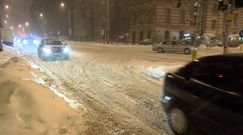 Łódź przykryta śniegiem