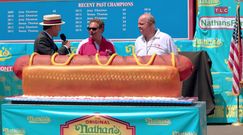 Tort dla prawdziwych miłośników hot-dogów. Cały do zjedzenia