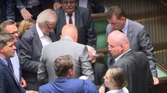 Ochroniarze Kaczyńskiego. Tak prezes PiS jest osłaniany w Sejmie
