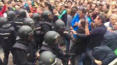 Starcie policjantów ze uczestnikami referendum w Katalonii