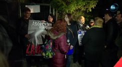 Czarny Portest pod domem Jarosława Kaczyńskiego   