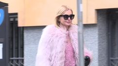 Monika Olejnik kolejny raz w różowym futrze