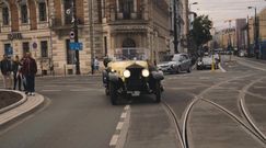 Parada czterdziestu przedwojennych Rolls-Royce'ów przejechała przez Polskę