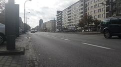 Nowa moda wśród kierowców. "Rezerwują" miejsca parkingowe