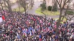 "Obywatele dla demokracji". Demonstracja przed Trybunałem Konstytucyjnym