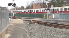 Pociąg z pasażerami bez maszynisty przejechał przez trzy stacje