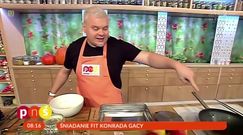 Omlet czosnkowy z kurczakiem i cukinią