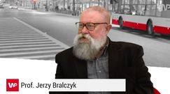 Prof. Bralczyk o wojnie pisma i słowa 