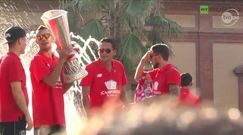 Parada piłkarzy Sevilli na ulicach miasta