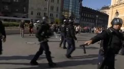 Zamieszki przed dworcem w Budapeszcie. Imigranci przerwali policyjną blokadę