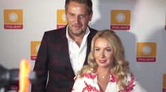 Amaro pozuje z żoną na imprezie Polsatu