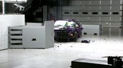 Dodge Challenger, crash test IIHS 2016