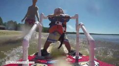To chyba najmłodszy narciarz wodny na świecie